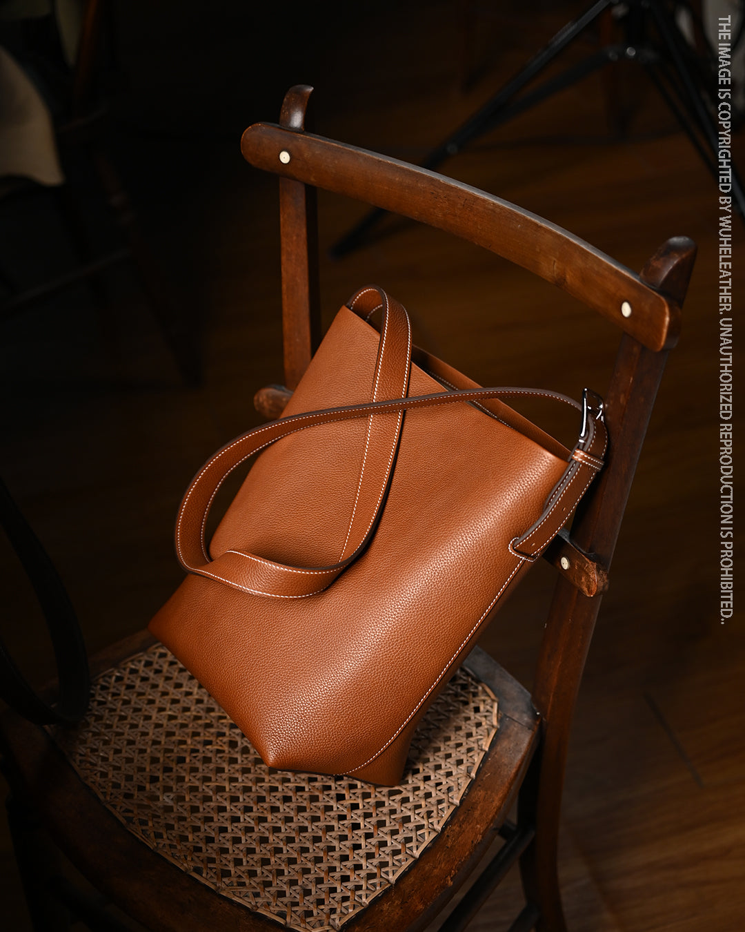 Bucket bag(Barenia Faubourg leather )