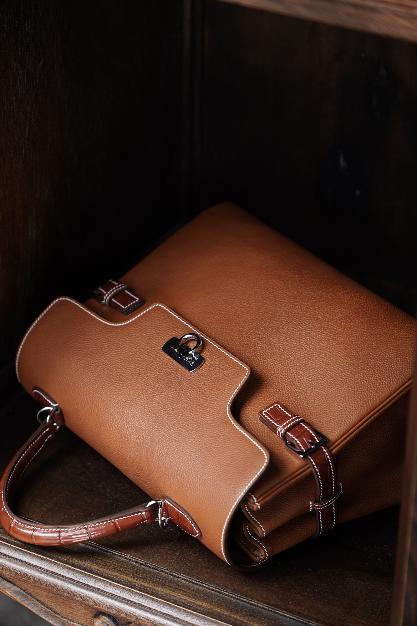 WUHE||Horseshoe Clasp Bag(Barenia Faubourg ×crocodile)