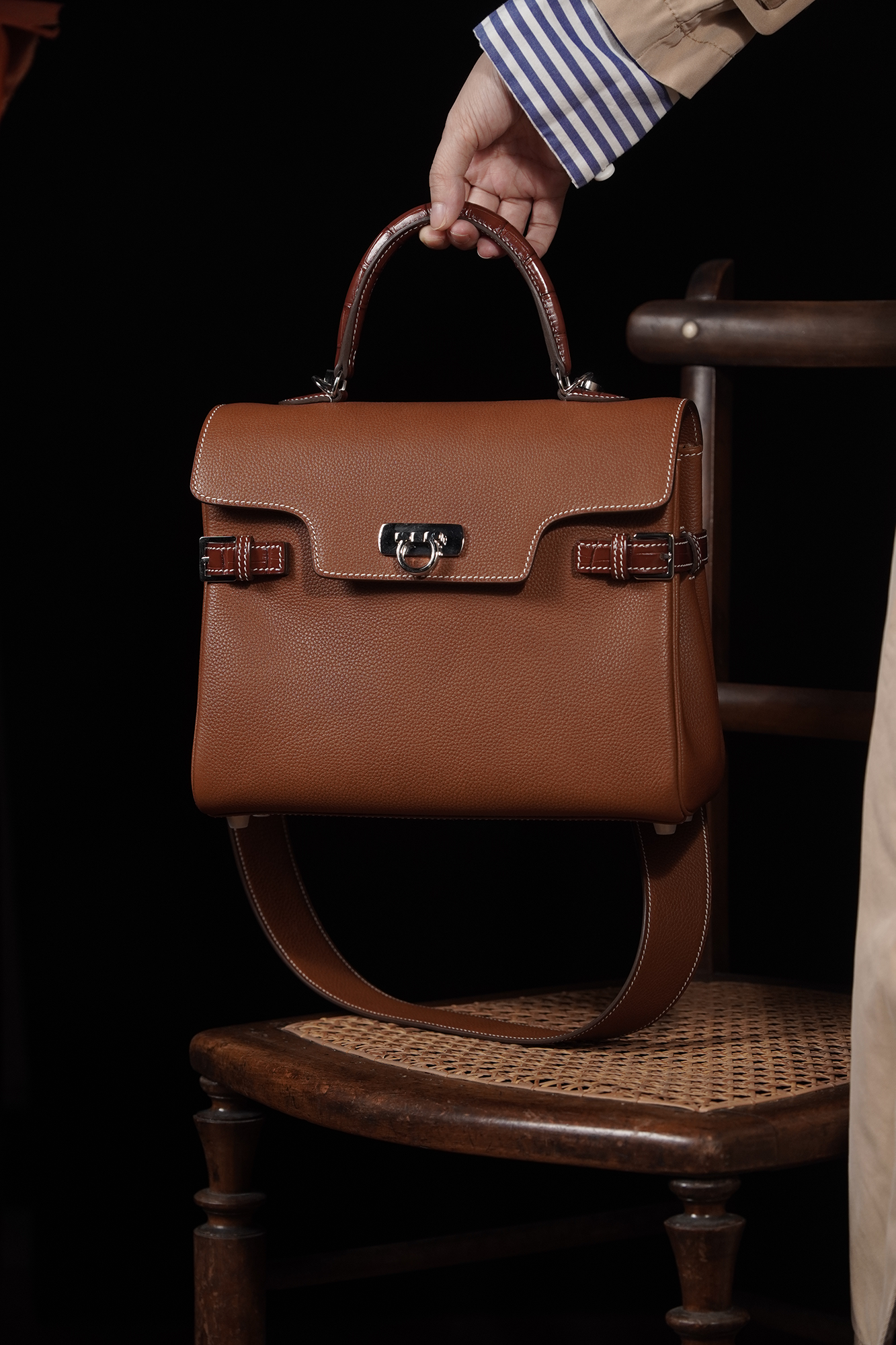 WUHE||Horseshoe Clasp Bag(Barenia Faubourg ×crocodile)