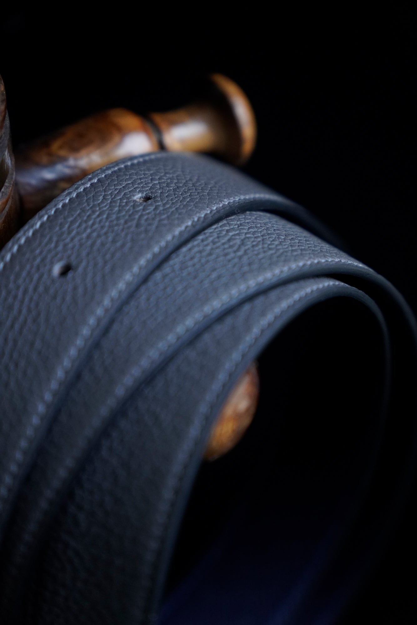 Litchi Embossed leather belt