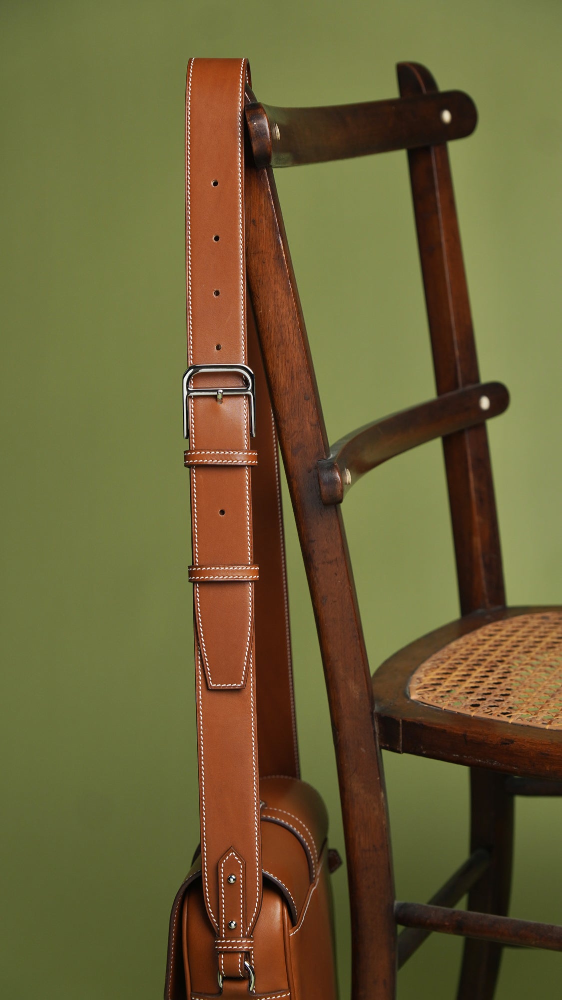 Saddle messenger bag
