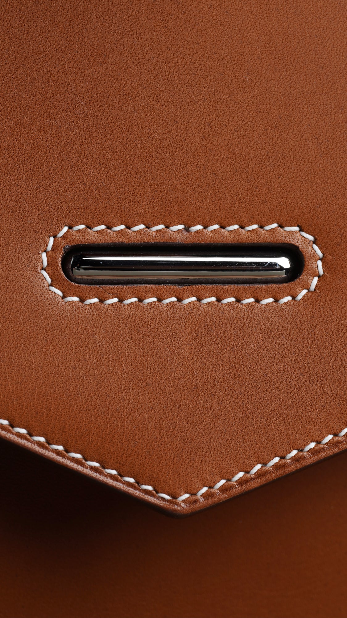 Saddle messenger bag