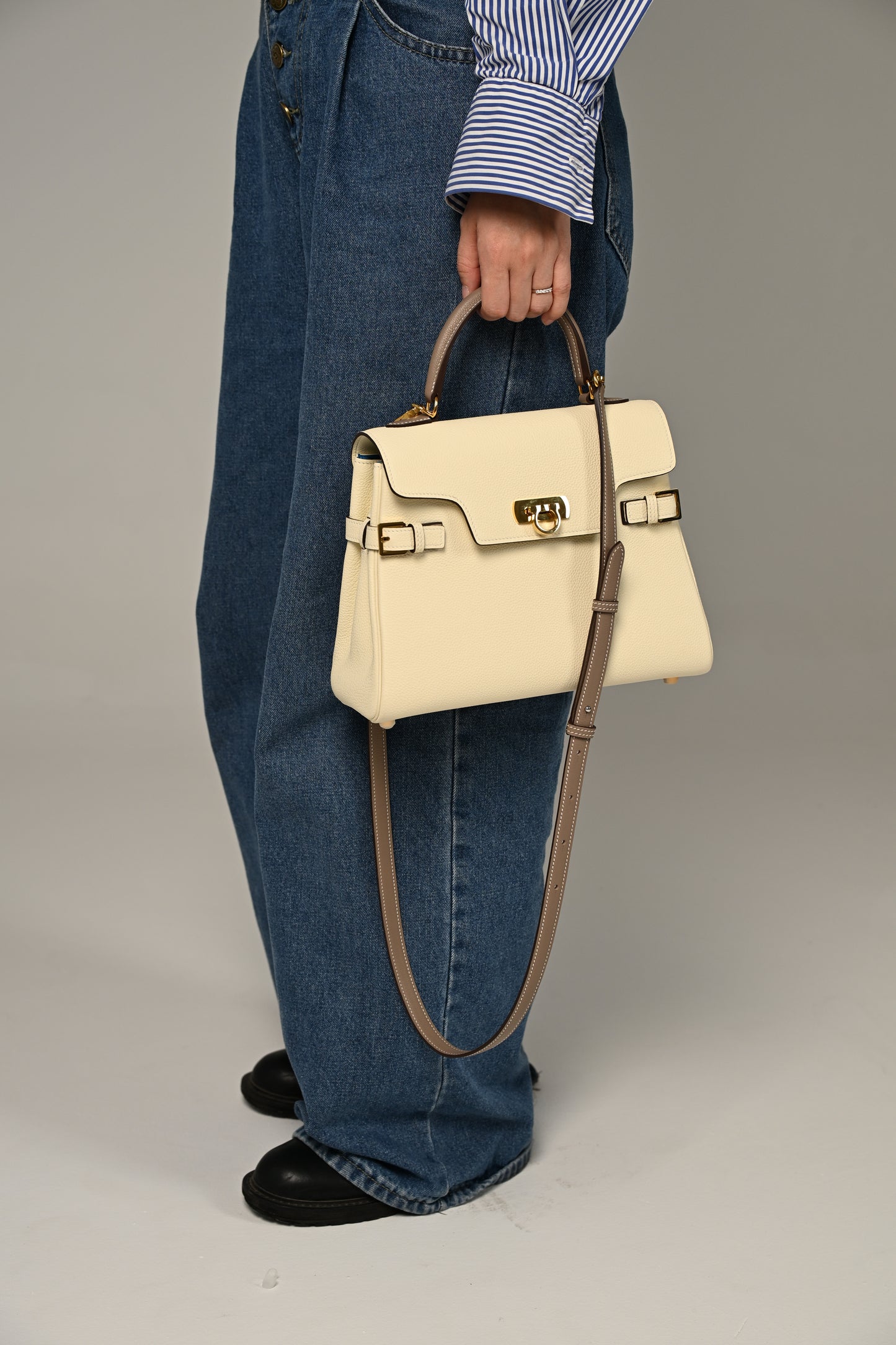 WUHE||Horseshoe Clasp Bag×calfskin