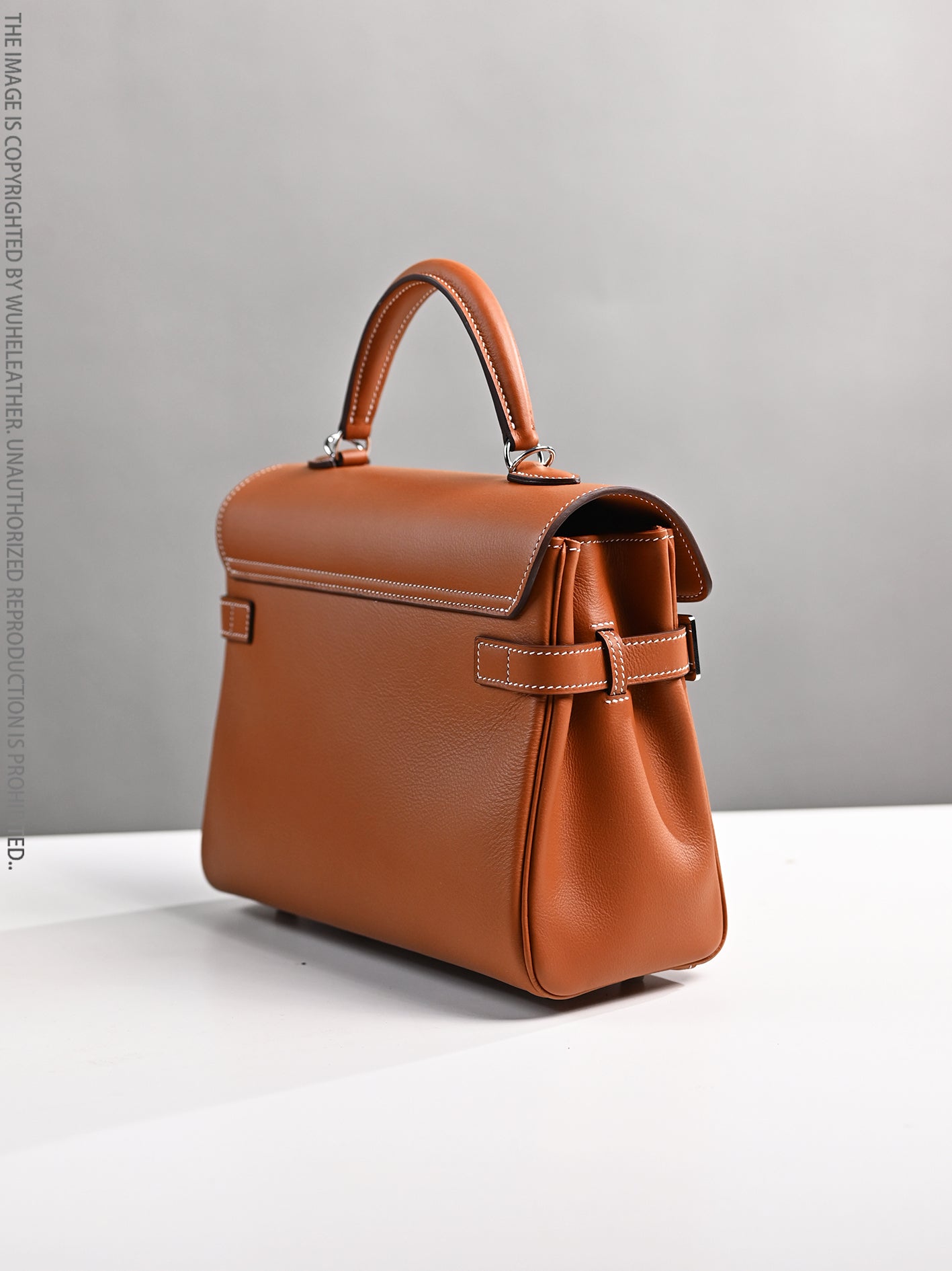 WUHE||Horseshoe Clasp Bag×calfskin