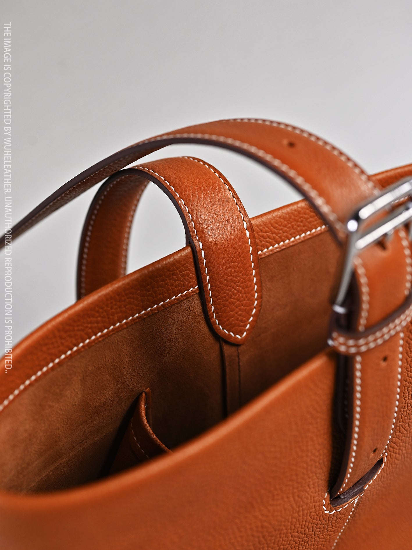 Bucket bag（Barenia Faubourg leather ）