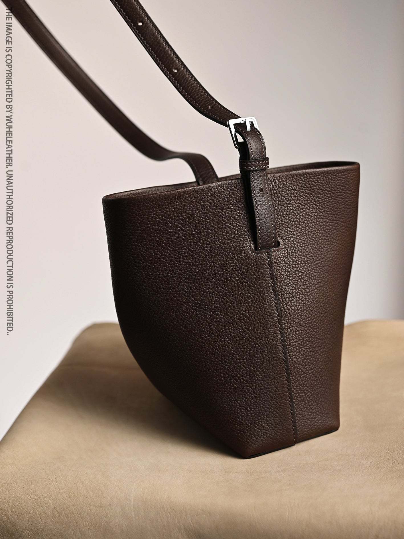 MIni Bucket bag(Barenia Faubourg leather)