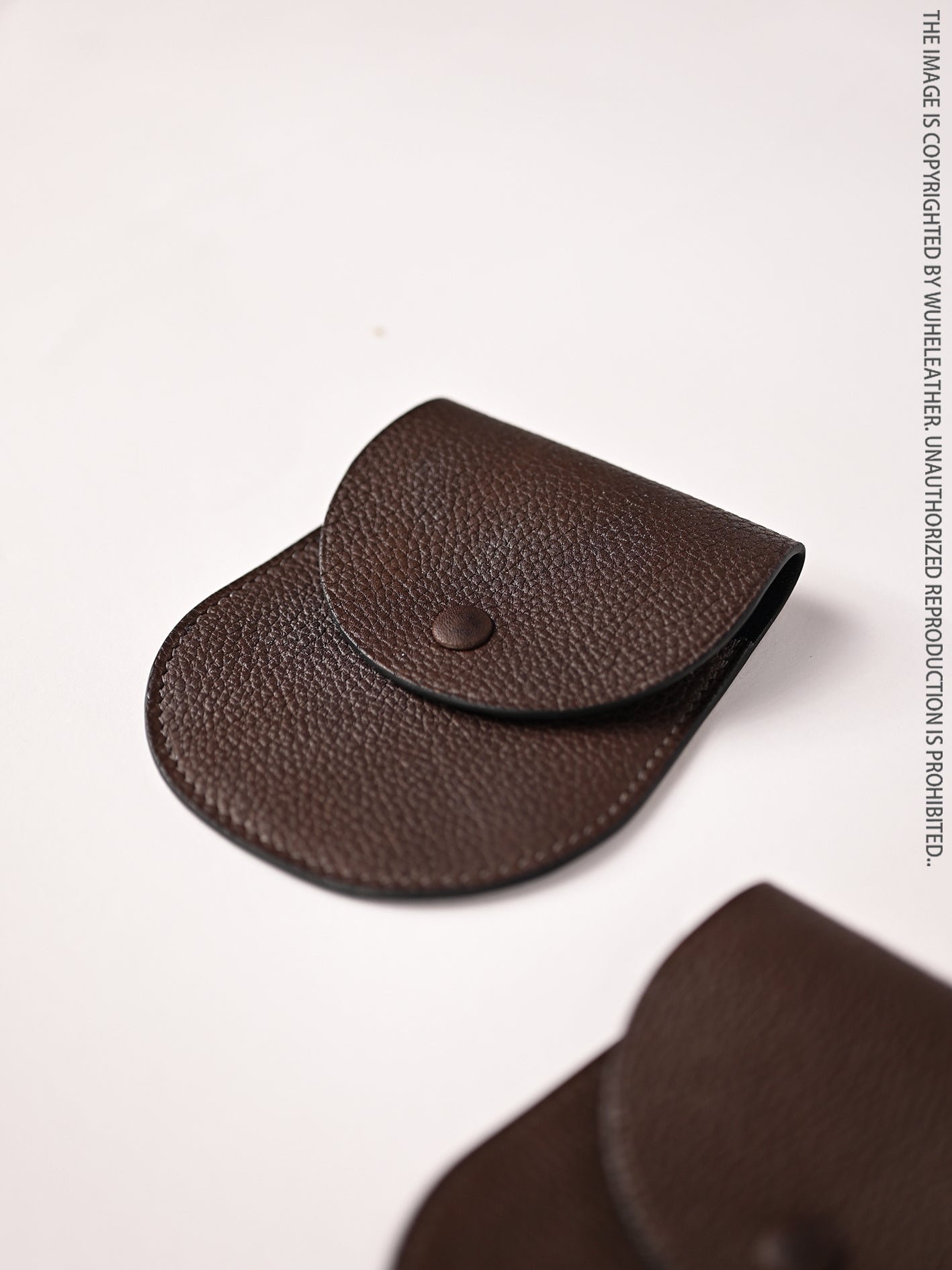 Horseshoe Card Case