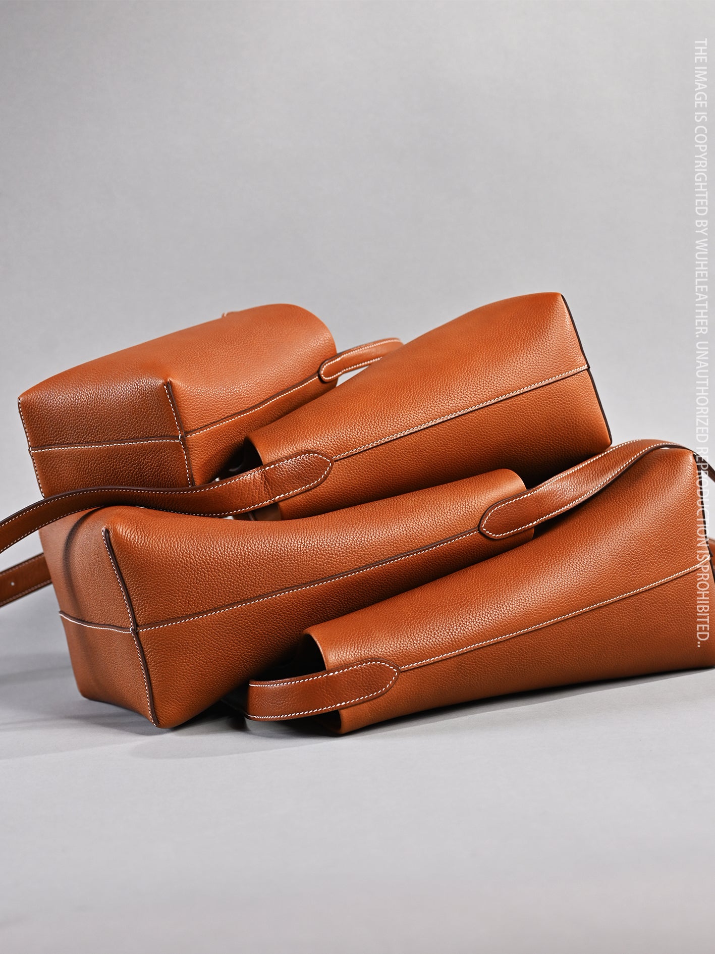 Bucket bag（Barenia Faubourg leather ）