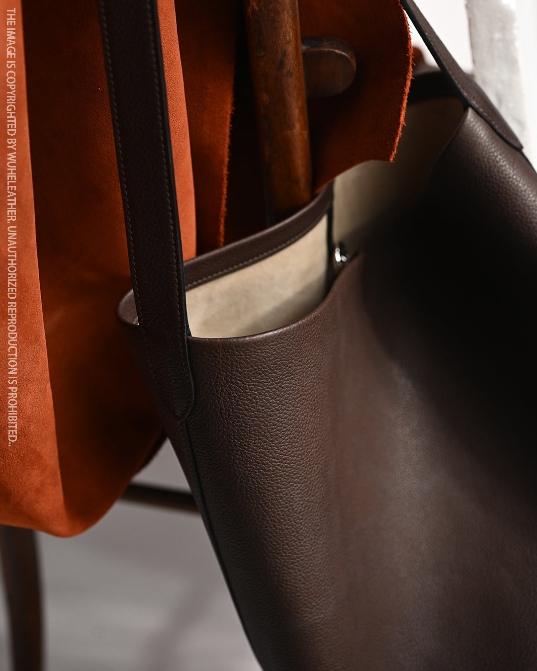 Bucket bag（Barenia Faubourg leather ）
