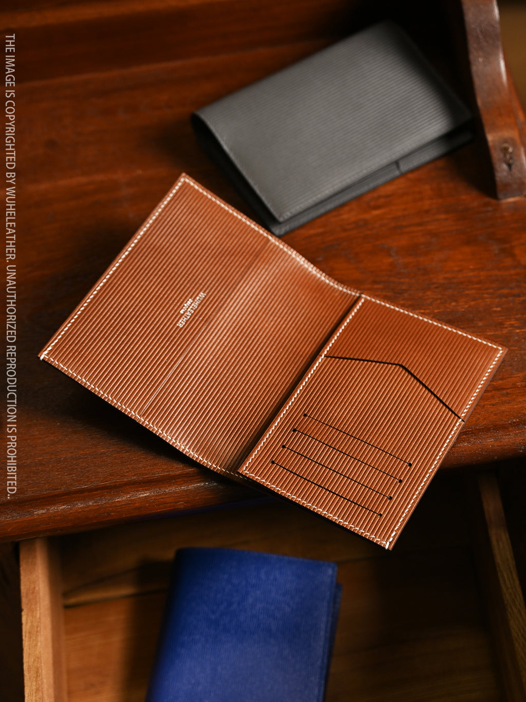 WUHE Journey Passport Case-Calfskin Collection