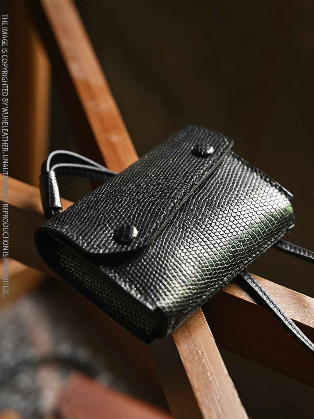 WUHE/In Stock||Maxi Carry Card Case