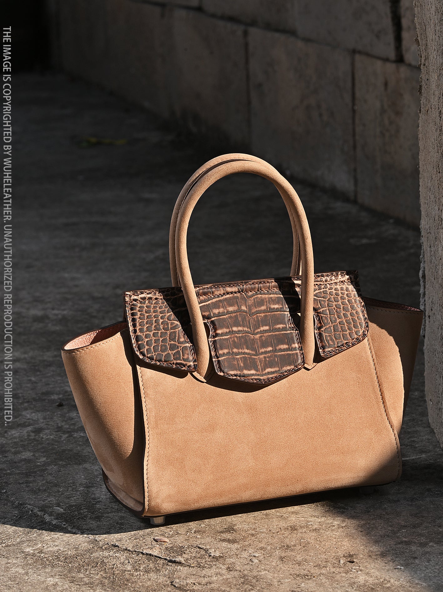WUHE/In Stock||Bat Bag