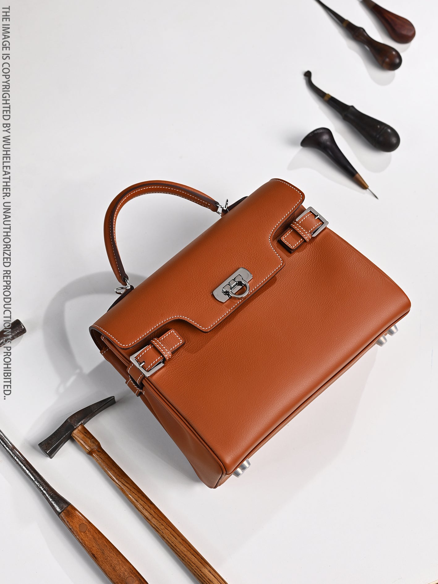 WUHE||Horseshoe Clasp Bag×calfskin