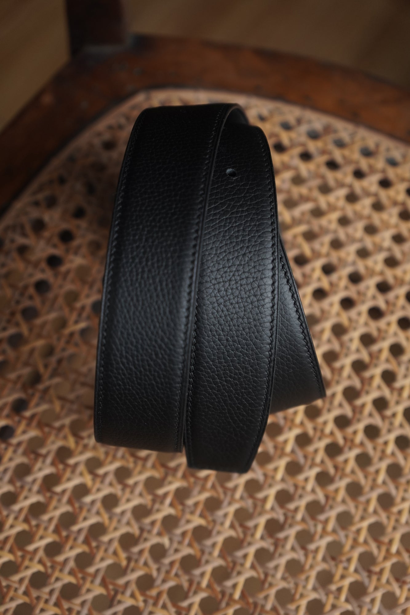 Litchi Embossed leather belt