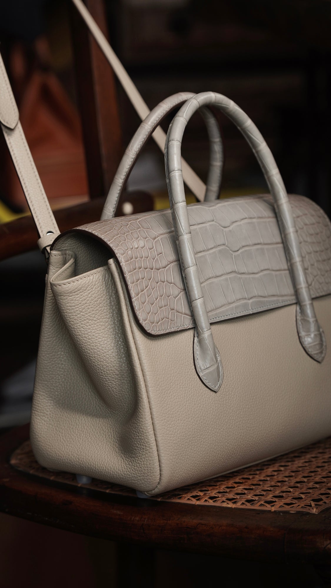 Handbag with silver gray crocodile