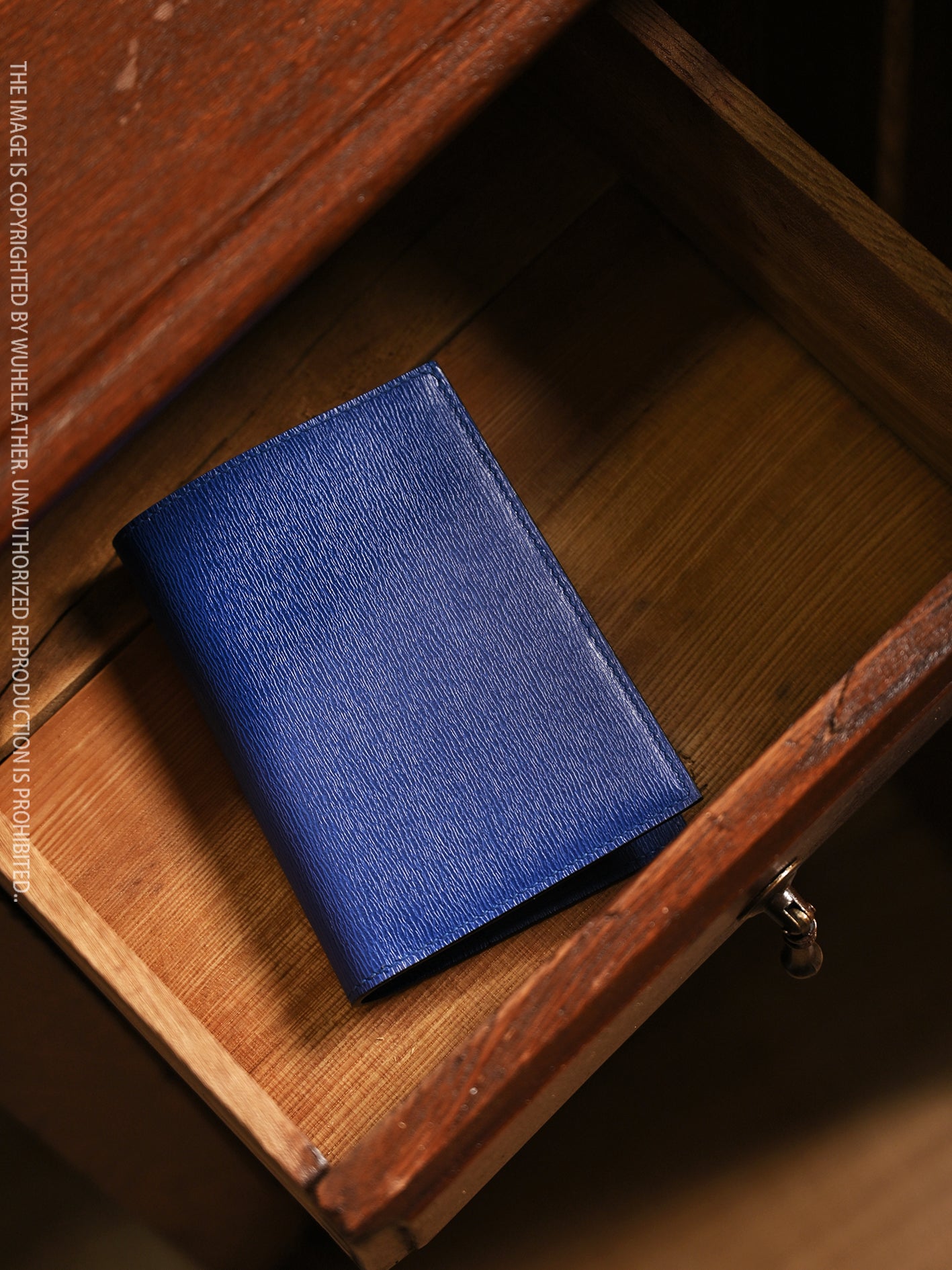 WUHE Journey Passport Case-Calfskin Collection