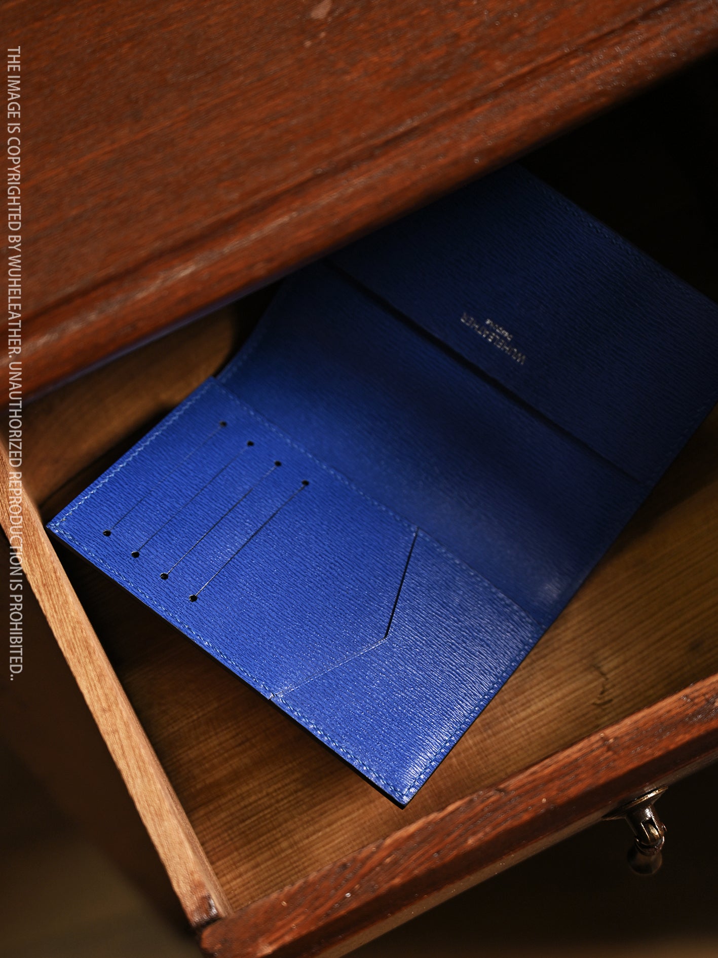 WUHE Journey Passport Case-Calfskin Collection